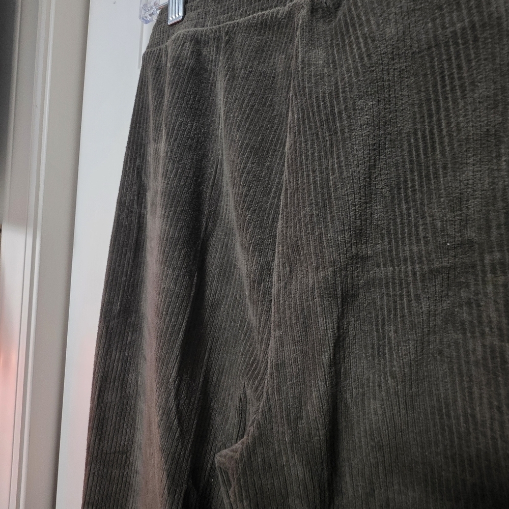Aerie Groove-On Velour High Waisted Ribbed Flare Pant Olive Green Size Small - Picture 6 of 12